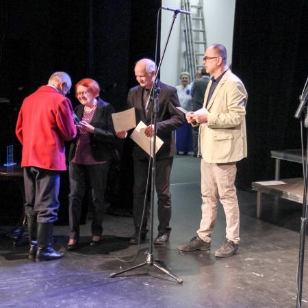 View larger image 